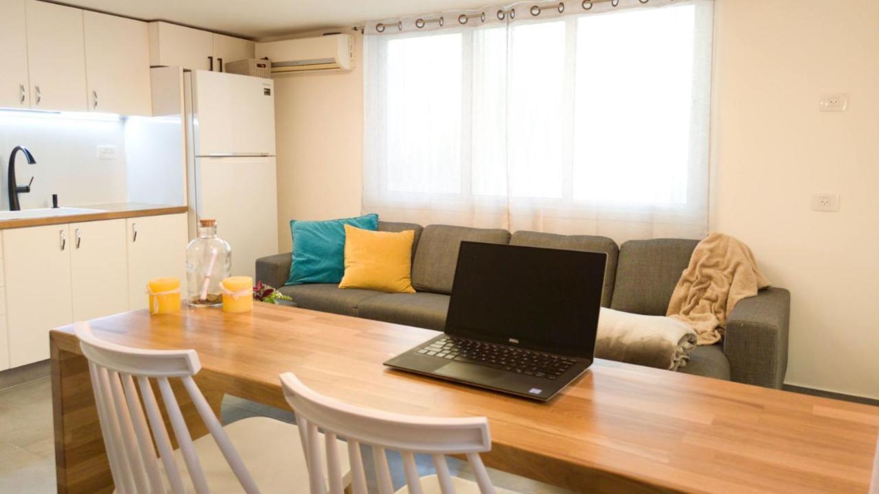 Primrose Boutique Apartment Ашдод Экстерьер фото